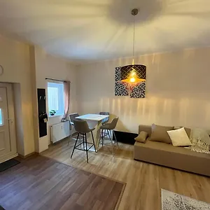 mm-apartment-free-parking.karlovyvary-hotels.com/