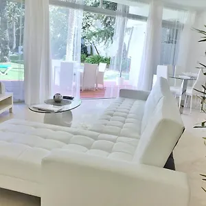 https://vivaldi-boutique-suites-jardines-del-mar.1costadelsol.com